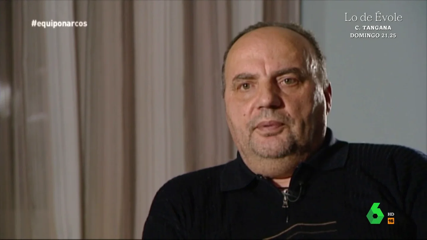 Un "narco arrepentido", tras encarcelar a Manuel Charlín: "Me hicieron un gesto de degüello" Un "narco arrepentido", tras encarcelar a Manuel Charlín: "Me hicieron un gesto de degüello"
