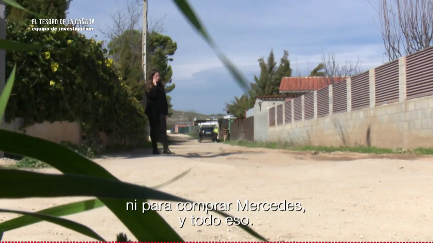 La "vida de lujo" de los clanes de la Cañada Real tras salir de allí La "vida de lujo" de los clanes de la Cañada Real tras salir de allí