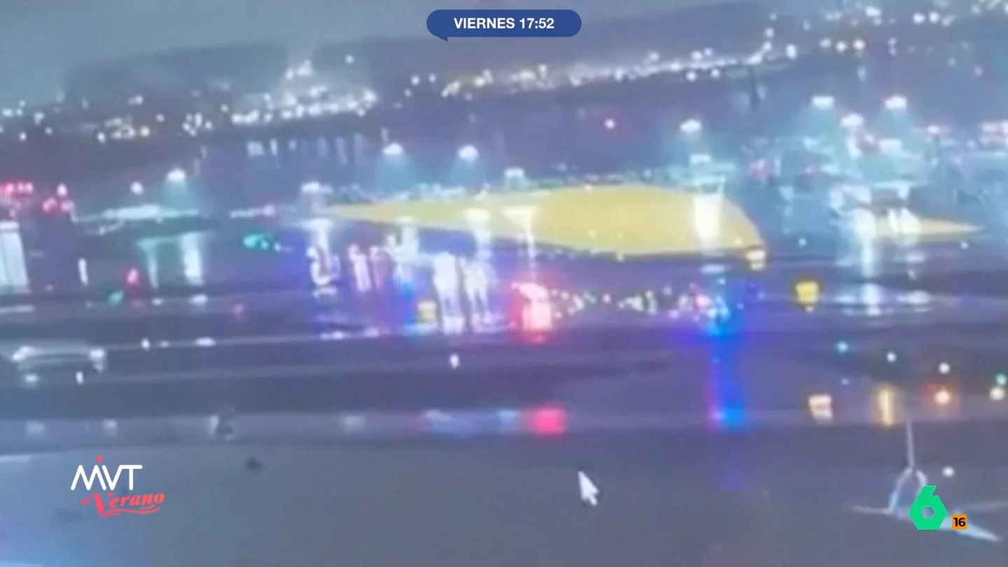 Dos controladores aéreos que se fueron antes su turno podrían ser los responsables del accidente mortal de Air Canada En marzo, un avión chocaba con un camión de bomberos en el aeropuerto de LaGuardia, en Nueva York. Según The Wall Street Journal, el choque podría deberse a la ausencia de dos controladores aéreos.
