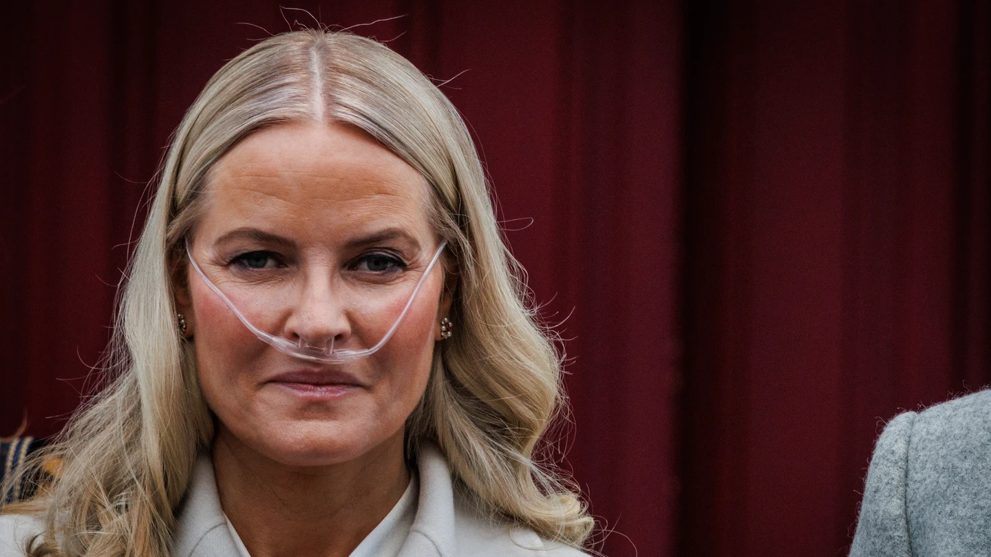 Mette-Marit, reina consorte de Noruega. Mette-Marit, reina consorte de Noruega.
