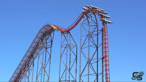 X2  del parque californiano Six Flags Magic Mountain.