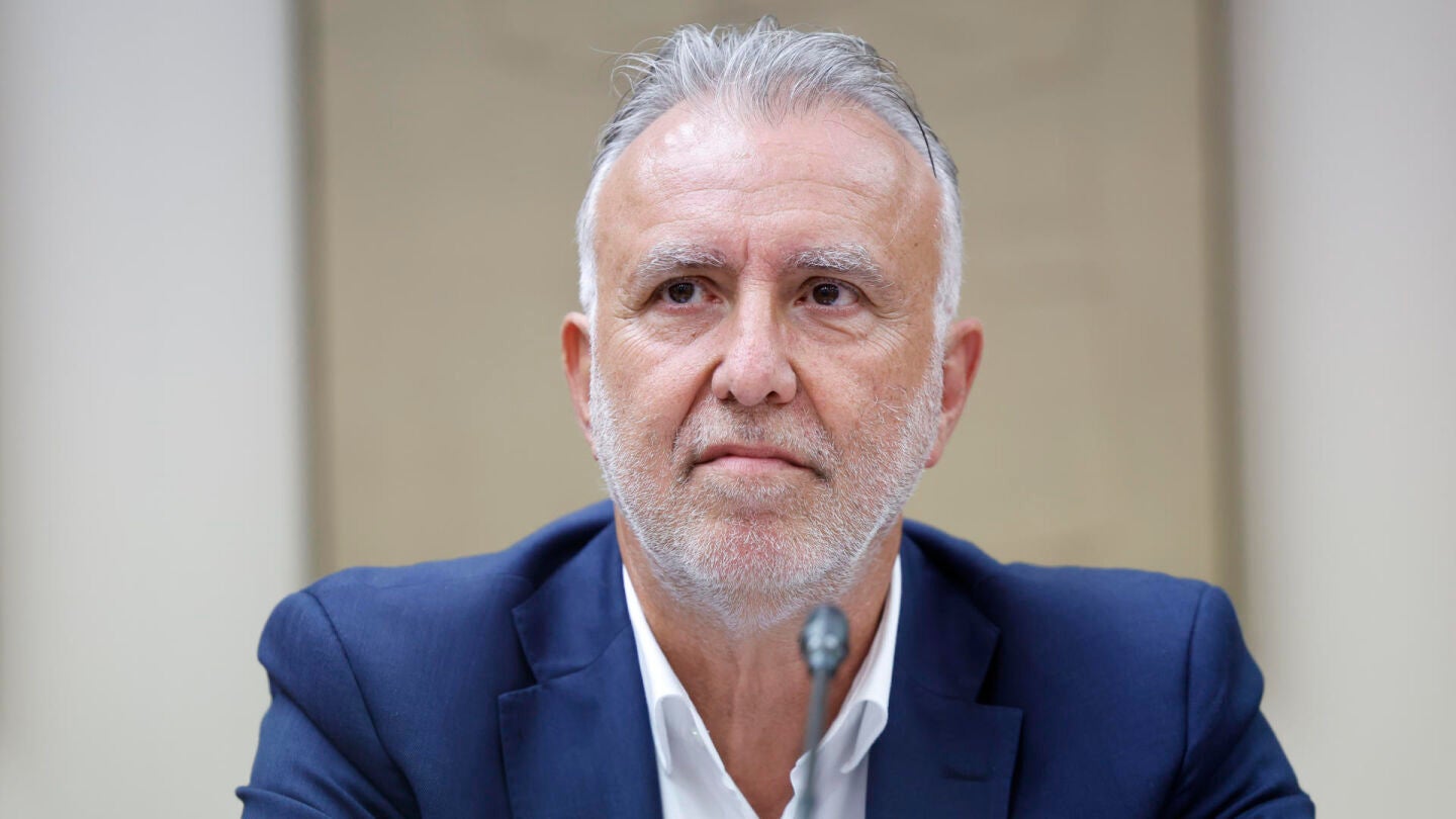 &Aacute;ngel V&iacute;ctor Torres