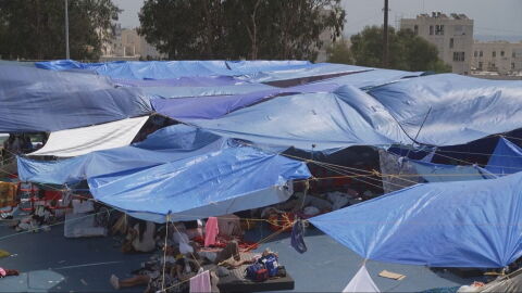 Alarma en Ceuta por la posible explotaci&oacute;n sexual de ni&ntilde;as migrantes: vecinos de El Pr&iacute;ncipe levantan un campamento para protegerlas