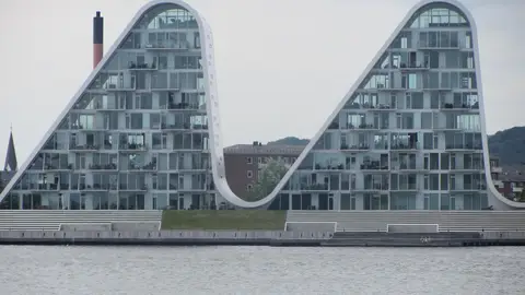 Detalle de La Ola, en Vejle Detalle de La Ola, en Vejle