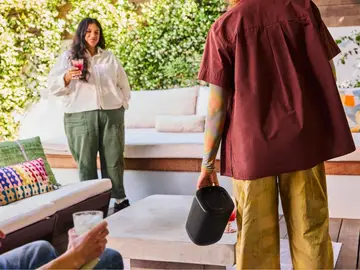 JBL Cove: así es el nuevo sistema de altavoces Wi-Fi para llevar el sonido a toda la casa JBL Cove: así es el nuevo sistema de altavoces Wi-Fi para llevar el sonido a toda la casa
