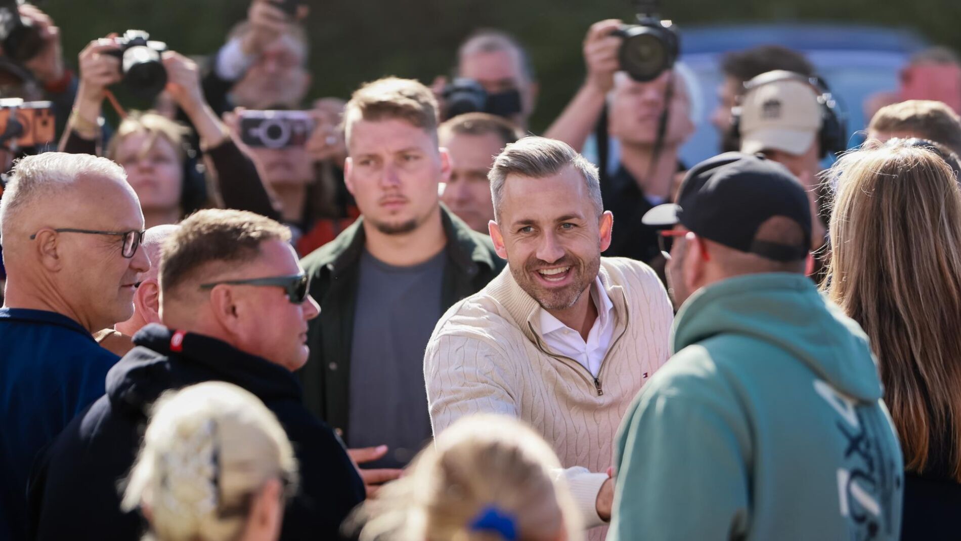 La ultraderechista AfD logra una victoria histórica en las elecciones de Alta Sajonia, según los sondeos a pie de urna