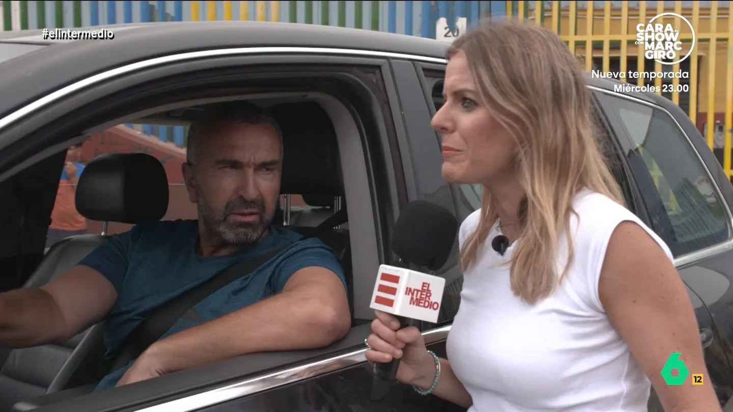 Un vecino de Ceuta expresa su indignación ante Andrea Ropero: "Parece que nos tenemos que deshumanizar todos para ser caballas" La reportera se ha desplazado hasta la ciudad autónoma para ver cómo están viviendo sus vecinos la crisis migratoria. Además, también ha podido hablar con algunos de los migrantes que cruzaron la frontera a finales de julio.