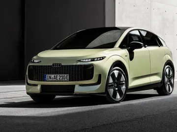Audi lo vuelve a hacer: ante el auge de los coches chinos, resucita su coche más incomprendido para demostrar que Alemania aún puede estar a la cabeza Audi lo vuelve a hacer: ante el auge de los coches chinos, resucita su coche más incomprendido para demostrar que Alemania aún puede estar a la cabeza