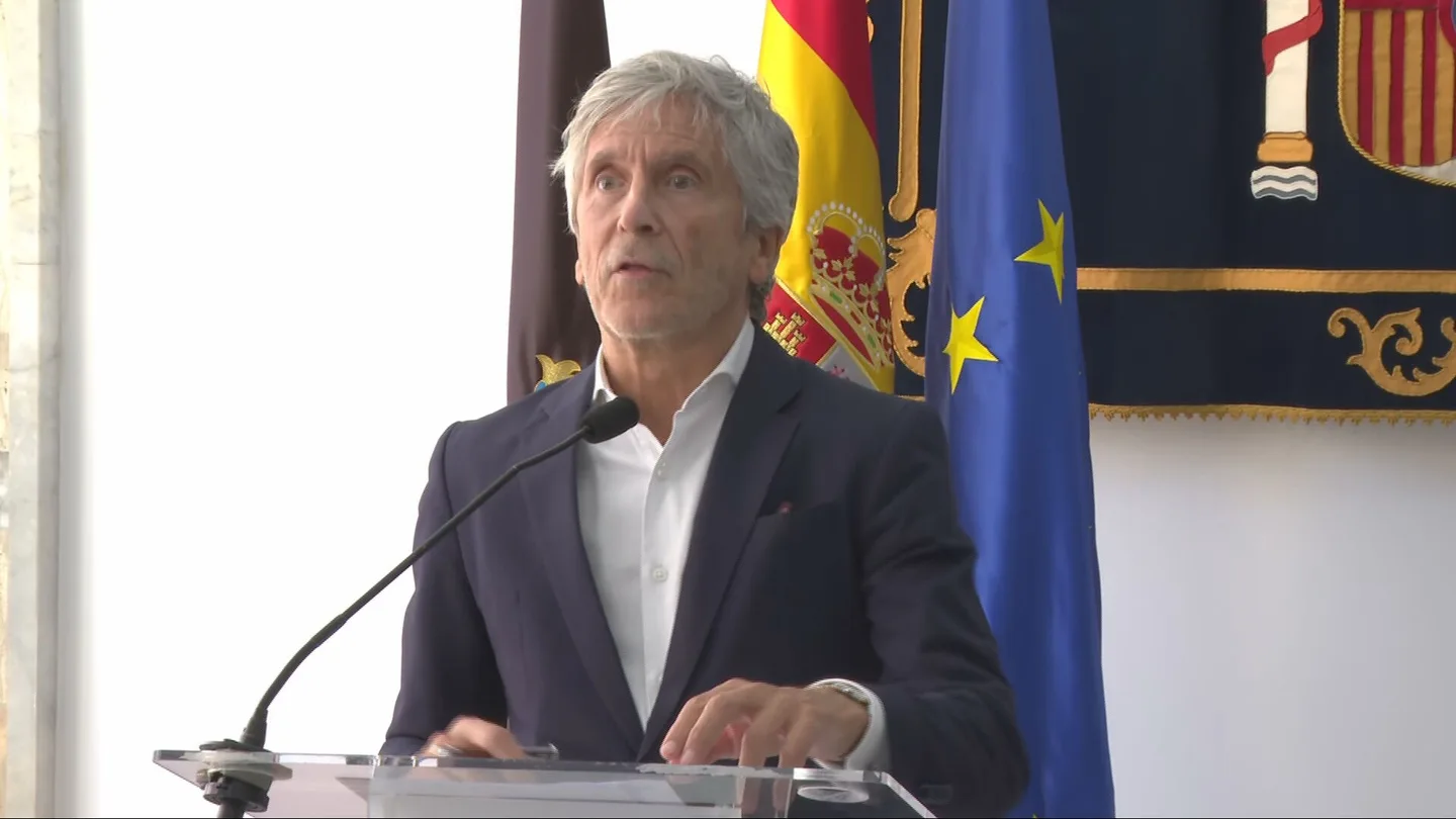 El ministro del Interior, Fernando Grande-Marlaska, comparece en Ceuta El ministro del Interior, Fernando Grande-Marlaska, comparece en Ceuta