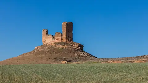Castillo de Montuenga Castillo de Montuenga