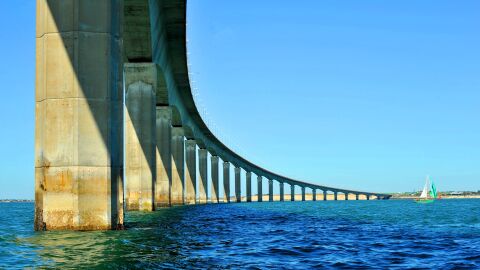 Puente a la isla de Ré