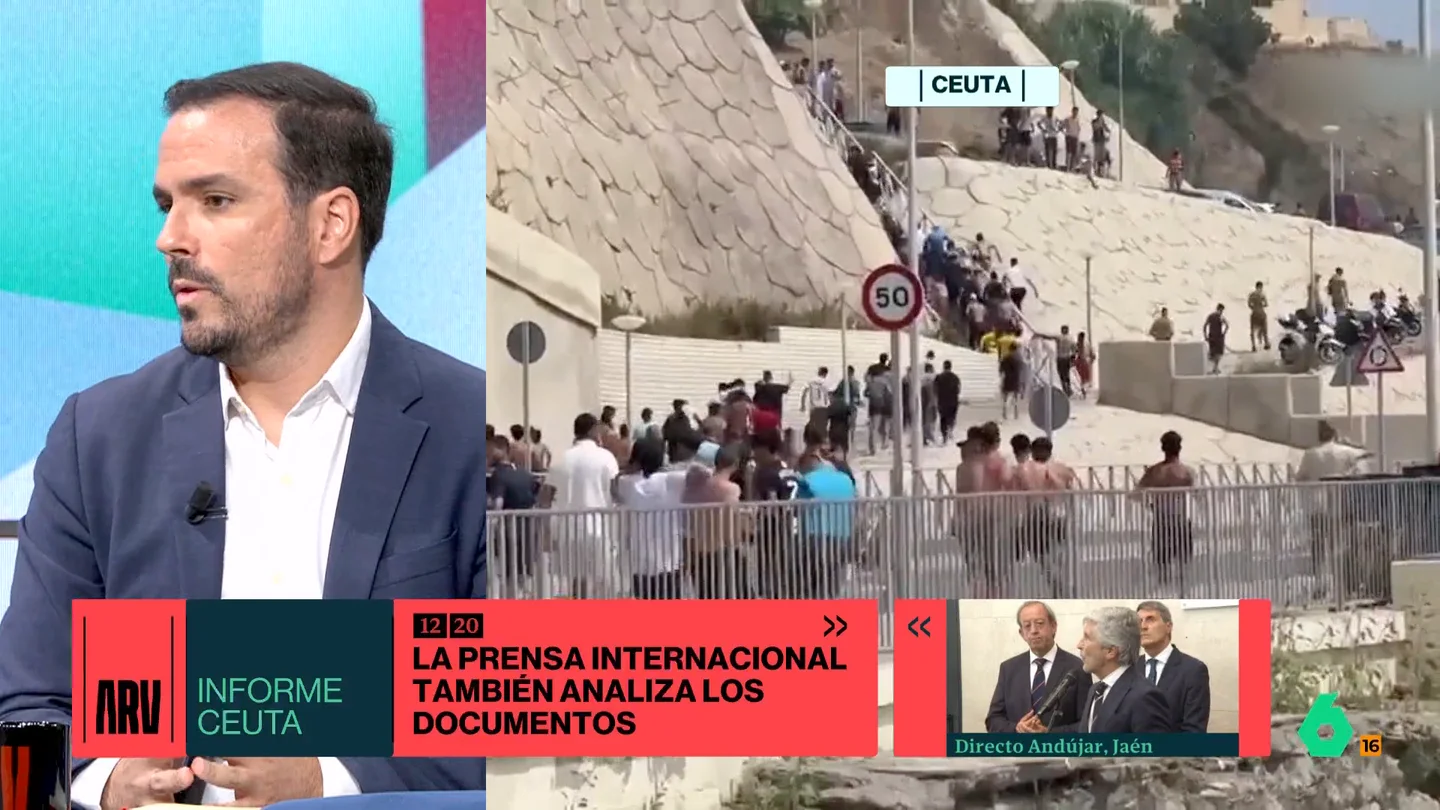 Alberto Garzón analiza la actitud del Gobierno sobre Ceuta: "Creo que se enredó con explicaciones inverosímiles" Alberto Garzón analiza la actitud del Gobierno sobre Ceuta: "Creo que se enredó con explicaciones inverosímiles"