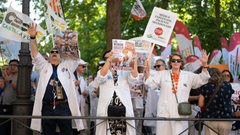 Protesta de los m&eacute;dicos contra el Estatuto Marco