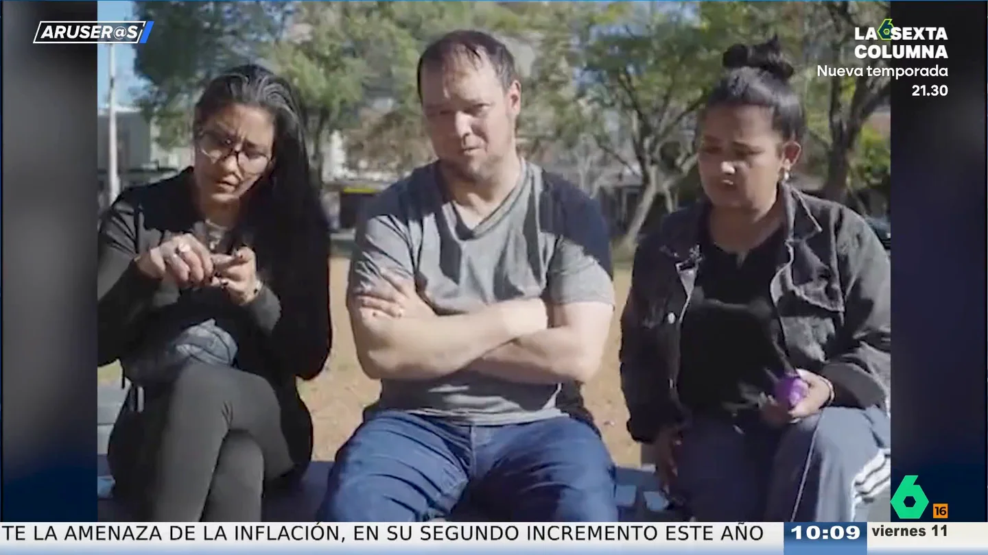 El surrealista día a día de un trío con 12 hijos y una tropa de animales en casa: "Viéndolos, no me extraña" El surrealista día a día de un trío con 12 hijos y una tropa de animales en casa: "Viéndolos, no me extraña"