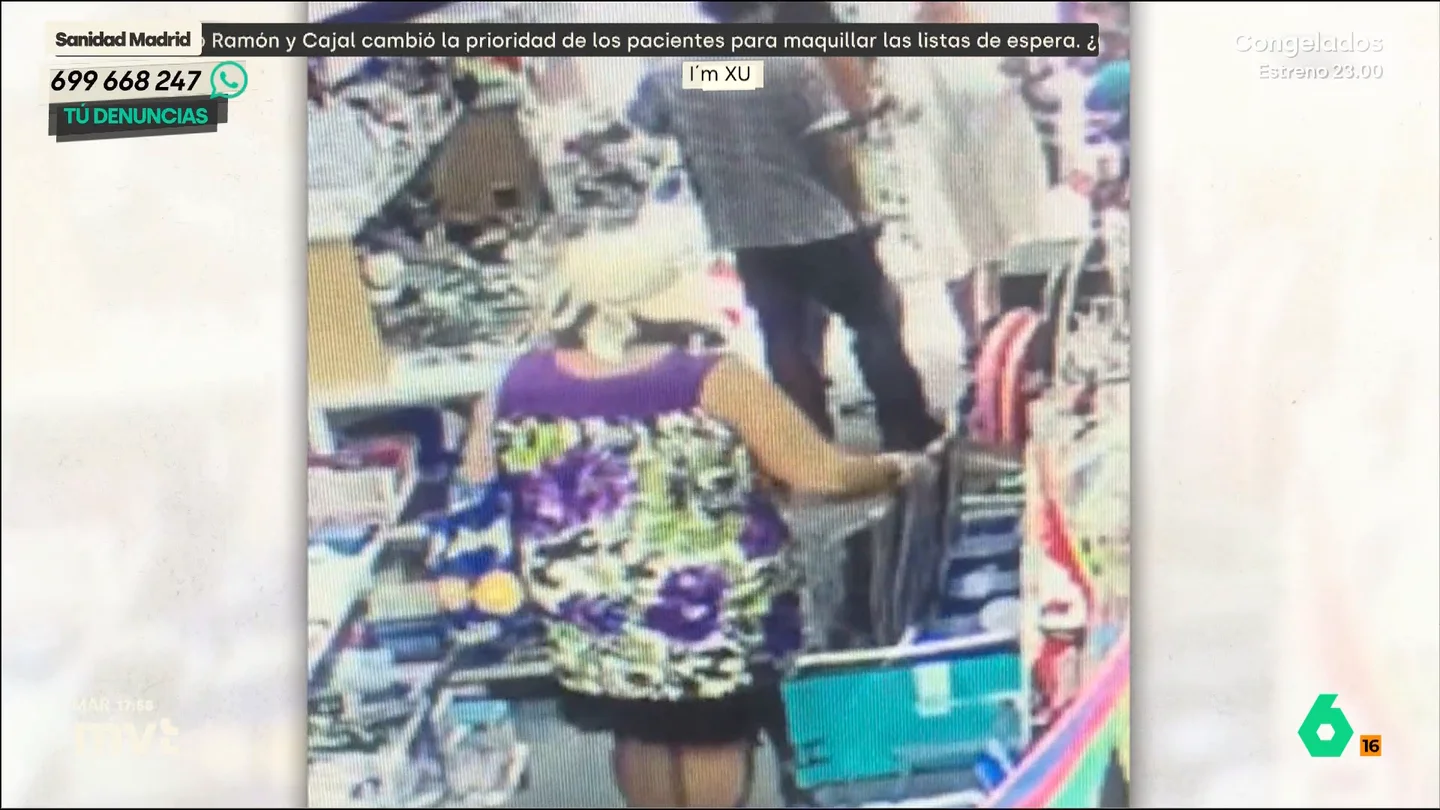 Entran a robar y salen avergonzados: las grabaciones del dueño de un bazar chino para acabar con los hurtos en su tienda Harto de los robos en su establecimiento, el dueño de un bazar chino ha decidido pasar a la acción: graba a los ladrones y les busca por la calle o la playa, les muestra el vídeo donde les ha pillado in fraganti, los denuncia a la Policía y los expone en las redes.