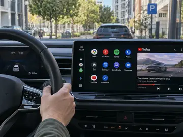 Ahora ya se puede poner Youtube en Android Auto cuando estás en el coche, aunque a la DGT podría no gustarle demasiado Ahora ya se puede poner Youtube en Android Auto cuando estás en el coche, aunque a la DGT podría no gustarle demasiado