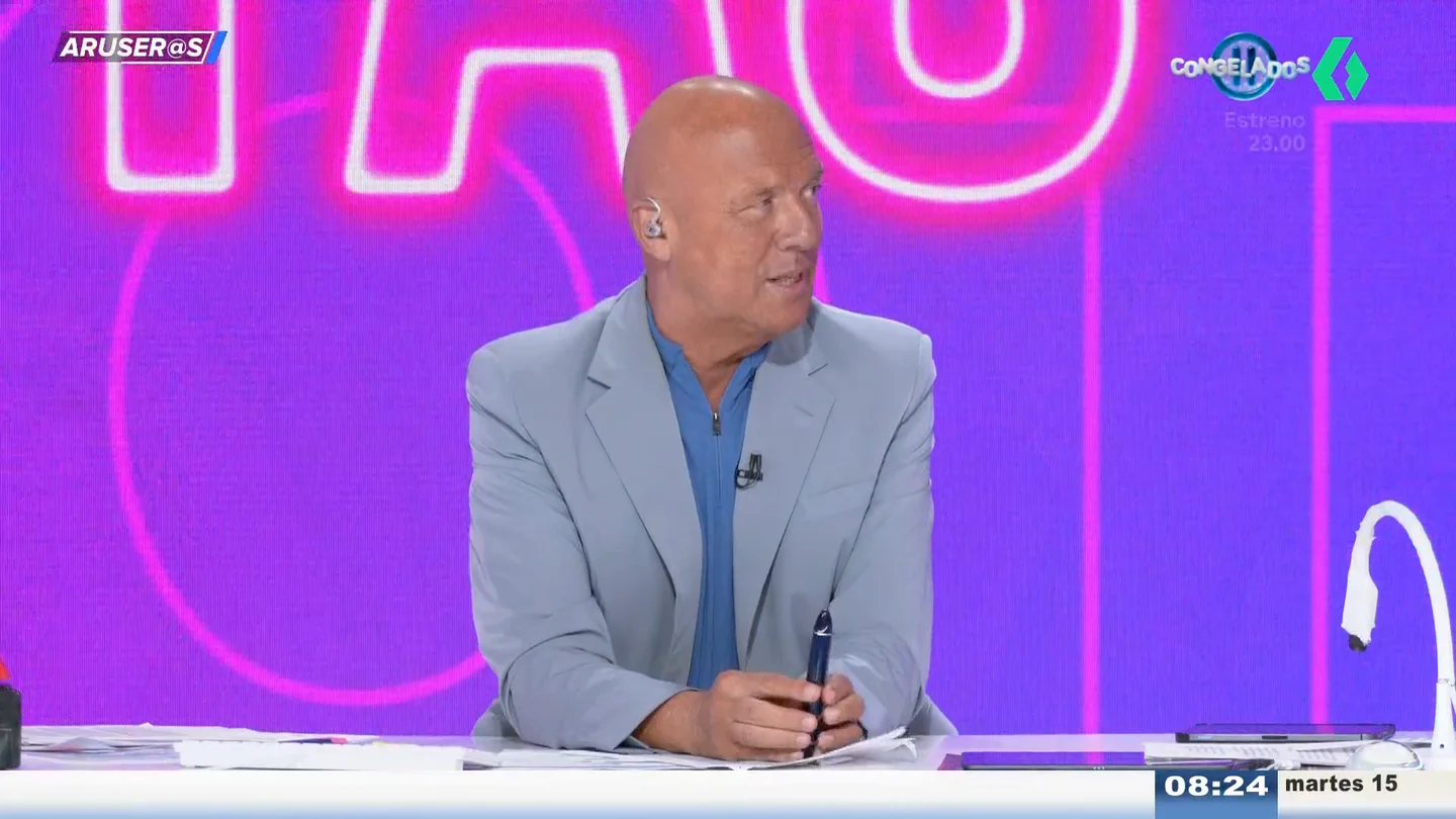 Alfonso Arús ironiza tras la suspensión del concierto de Isabel Pantoja por una "indisposición": "Qué mala suerte" Alfonso Arús ironiza tras la suspensión del concierto de Isabel Pantoja por una "indisposición": "Qué mala suerte"