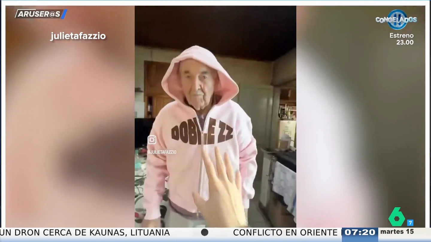Alfonso Arús, sobre el "abuso" de los abuelos para crear contenido en redes: "Han visto un filón" Alfonso Arús, sobre el "abuso" de los abuelos para crear contenido en redes: "Han visto un filón"