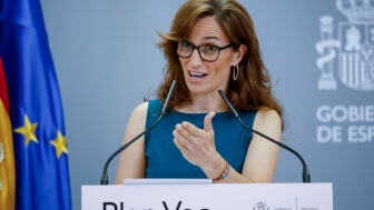 La ministra de Sanidad, M&oacute;nica Garc&iacute;a.