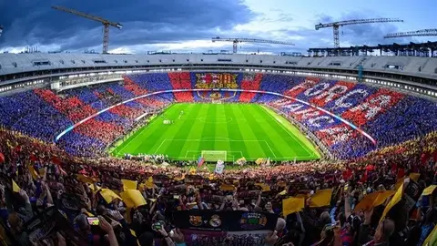 Así llegó el ES-Alert en pleno arranque del Barça-Racing en el Camp Nou Así llegó el ES-Alert en pleno arranque del Barça-Racing en el Camp Nou