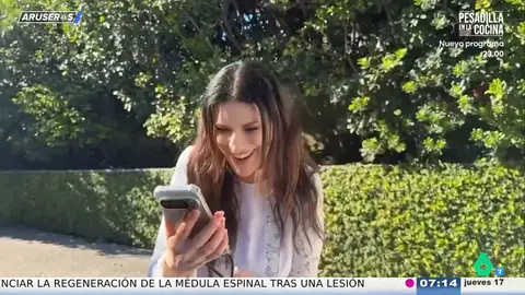 La divertida reacción de Laura Pausini al enterarse en la calle de su nominación a los Premios Latin Grammy La divertida reacción de Laura Pausini al enterarse en la calle de su nominación a los Premios Latin Grammy