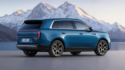 Cuesta 26.900 euros en China y es casi tan grande como un Audi Q7: el nuevo SUV de Xiaomi podría rondar los 45.000 euros en España Cuesta 26.900 euros en China y es casi tan grande como un Audi Q7: el nuevo SUV de Xiaomi podría rondar los 45.000 euros en España