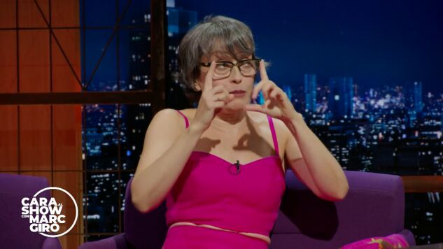 Thais Villas desvela los entresijos de sus reportajes de Barrio rico y barrio obrero en El Intermedio: "Me han llegado a escupir"