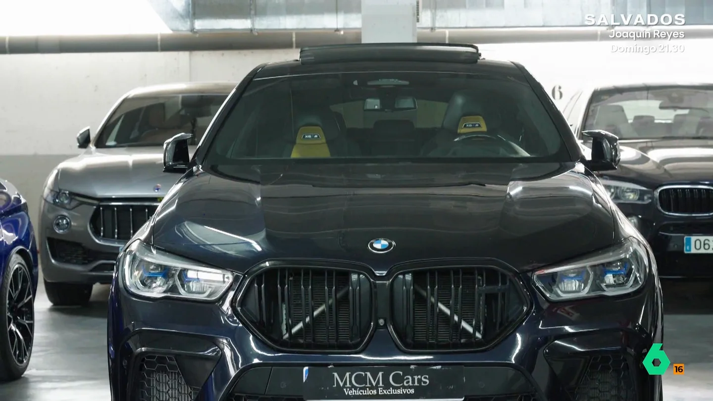 Así era el BMW de alta gama de Luis Fernández: 625 caballos, faro láser y sistema de escape para que el motor haga más ruido Rubén Collado, responsable de un concesionario de BMW, muestra a Equipo de Investigación un coche similar al que compró Luis Fernández, valorado en más de 100.000 euros, y analiza los extras que pidió el exjefe de narcóticos de Valladolid.