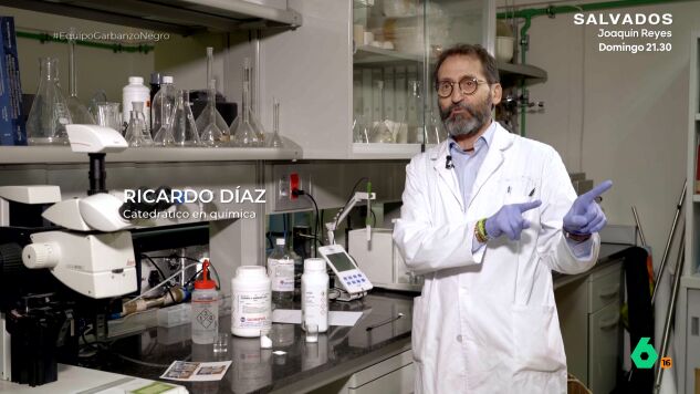 Ricardo D&iacute;az, catedr&aacute;tico en Qu&iacute;mica, analiza para Equipo de Investigaci&oacute;n los compuestos qu&iacute;micos con los que, seg&uacute;n Asuntos Internos, la trama de Luis Fern&aacute;ndez 'cocin&oacute;' la coca&iacute;na de la 'Operaci&oacute;n Churruca'.