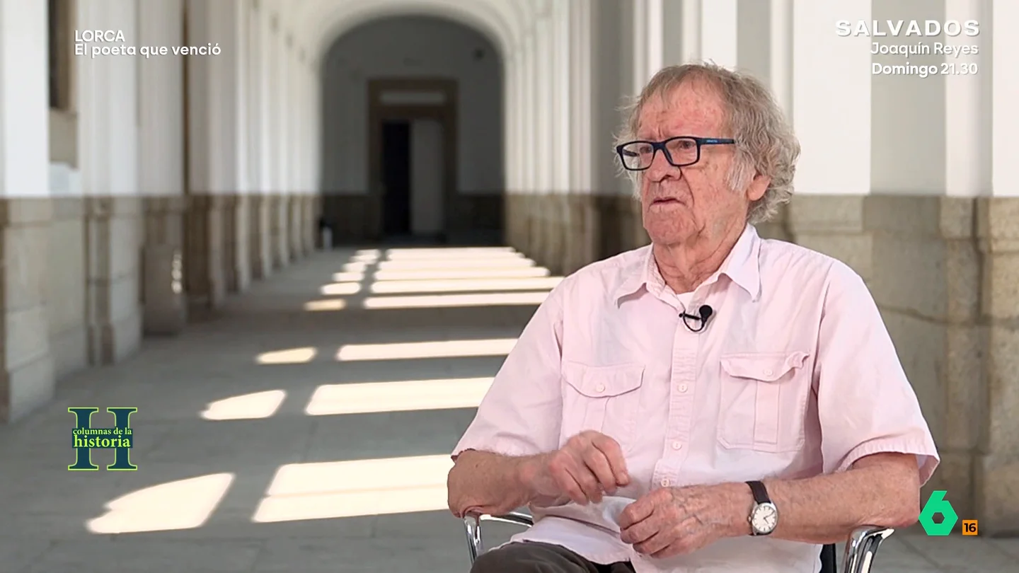 Ian Gibson sobre Ramón Ruiz Alonso, implicado en la detención de Lorca: "Lo odia y, a mi juicio, lo envidia como escritor" El exdiputado por Granada de la CEDA redactó una denuncia en la que señalaba que Lorca era desde espía a homosexual, cualquier cosa que permitiera que se detuviera al poeta.