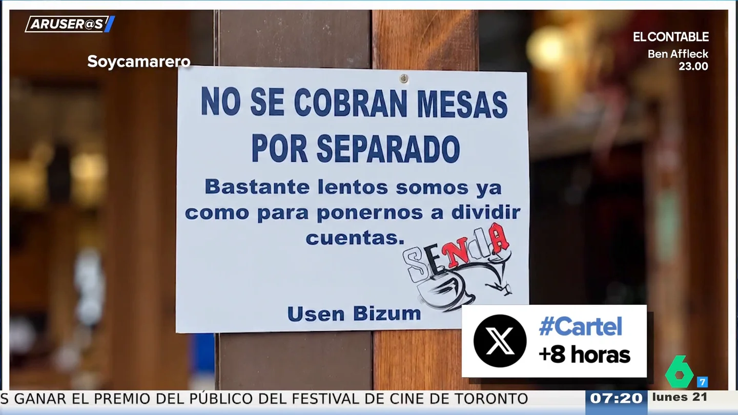 El viral cartel de un bar que se planta ante pagar la cuenta por separado: "Bastante lentos somos ya, usen Bizum" El viral cartel de un bar que se planta ante pagar la cuenta por separado: "Bastante lentos somos ya, usen Bizum"