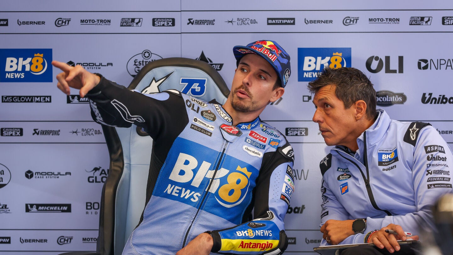 Alex M&aacute;rquez con Gresini