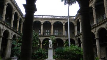 Palacio de los Capitanes Generales. Patio.
