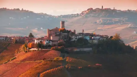 Langhe, Roero, Monferrato. Langhe, Roero, Monferrato.
