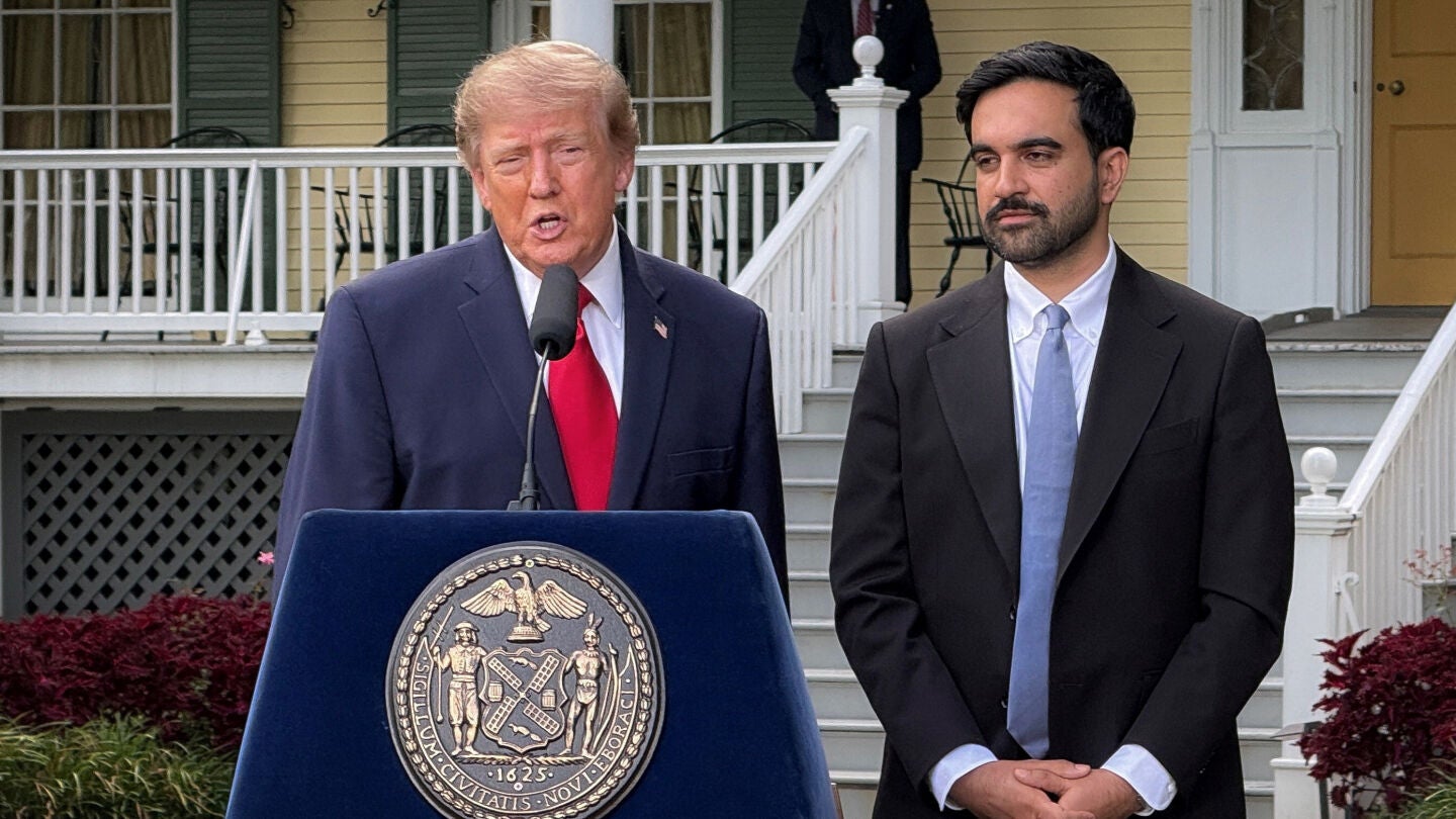 El presidente de Estados Unidos, Donald Trump, y el alcalde de Nueva York, Zohran Mamdani, hablan con los periodistas tras su reuni&oacute;n en Gracie Mansion