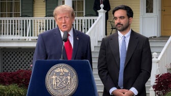 El presidente de Estados Unidos, Donald Trump, y el alcalde de Nueva York, Zohran Mamdani, hablan con los periodistas tras su reuni&oacute;n en Gracie Mansion
