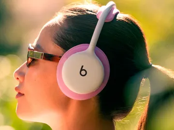 Beats 360 con almohadillas rosas Beats 360 con almohadillas rosas