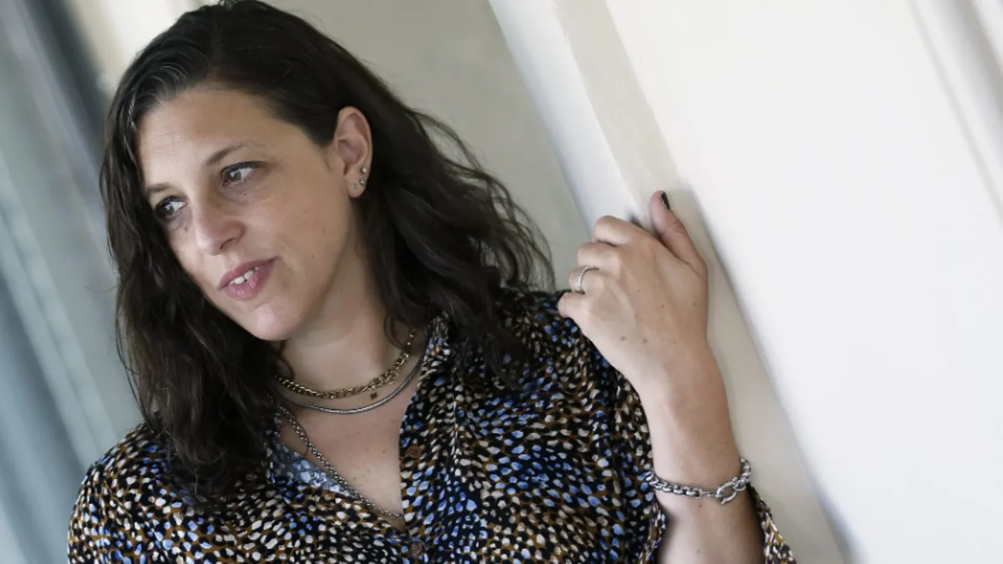 La escritora argentina Ariana Harwicz durante una entrevista con EFE. La escritora argentina Ariana Harwicz durante una entrevista con EFE.