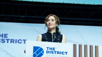 La presidenta de la Comunidad de Madrid, Isabel D&iacute;az Ayuso, durante la inauguraci&oacute;n de The District