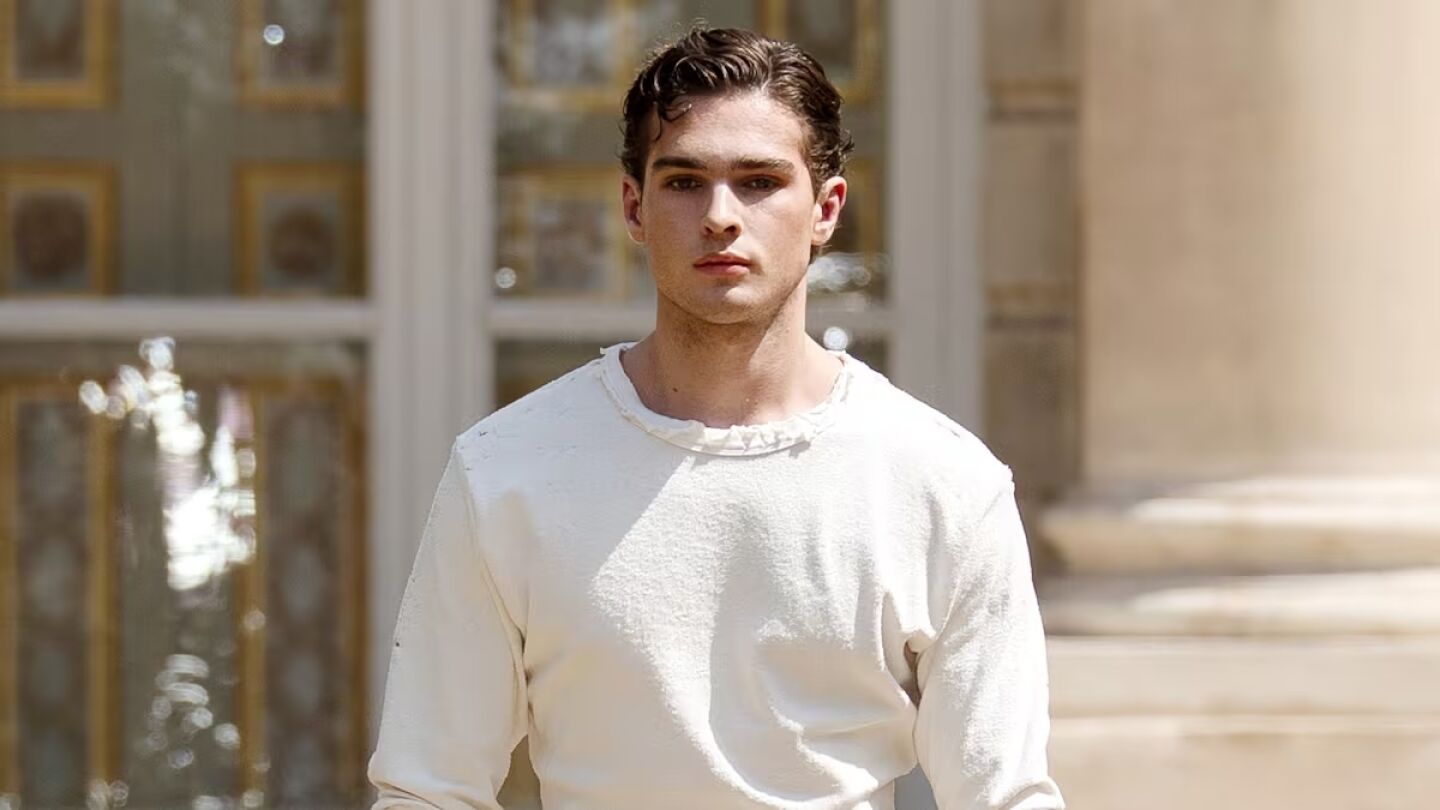 El 'influencer' Clavicular, en un desfile en Par&iacute;s en junio de 2026