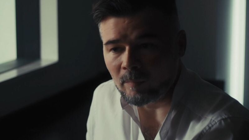 La reacci&oacute;n de Rufi&aacute;n cuando una votante desencantada de izquierda habla sobre su relaci&oacute;n de "colegueo pseudo-homoer&oacute;tico" con "pseudoperiodistas"