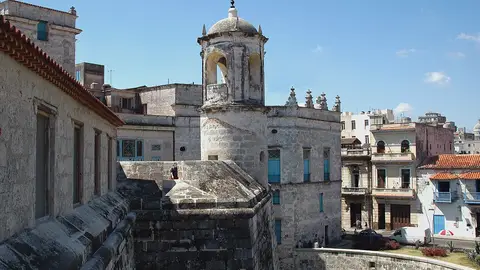 Castillo de la Real Fuerza y La Giraldilla Castillo de la Real Fuerza y La Giraldilla