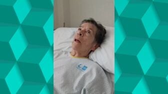 Maricarmen anima a "luchar" a los acampados de Sol por la vivienda: "Defended lo que es vuestro"