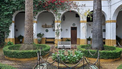 Patio del Aceite en el Palacio de las Dueñas