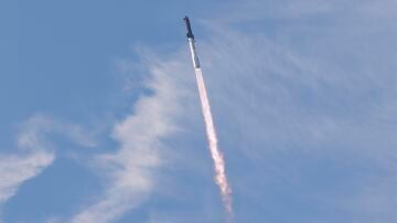 Momento del lanzamiento del 14&ordm; vuelo del cohete Starship de SpaceX