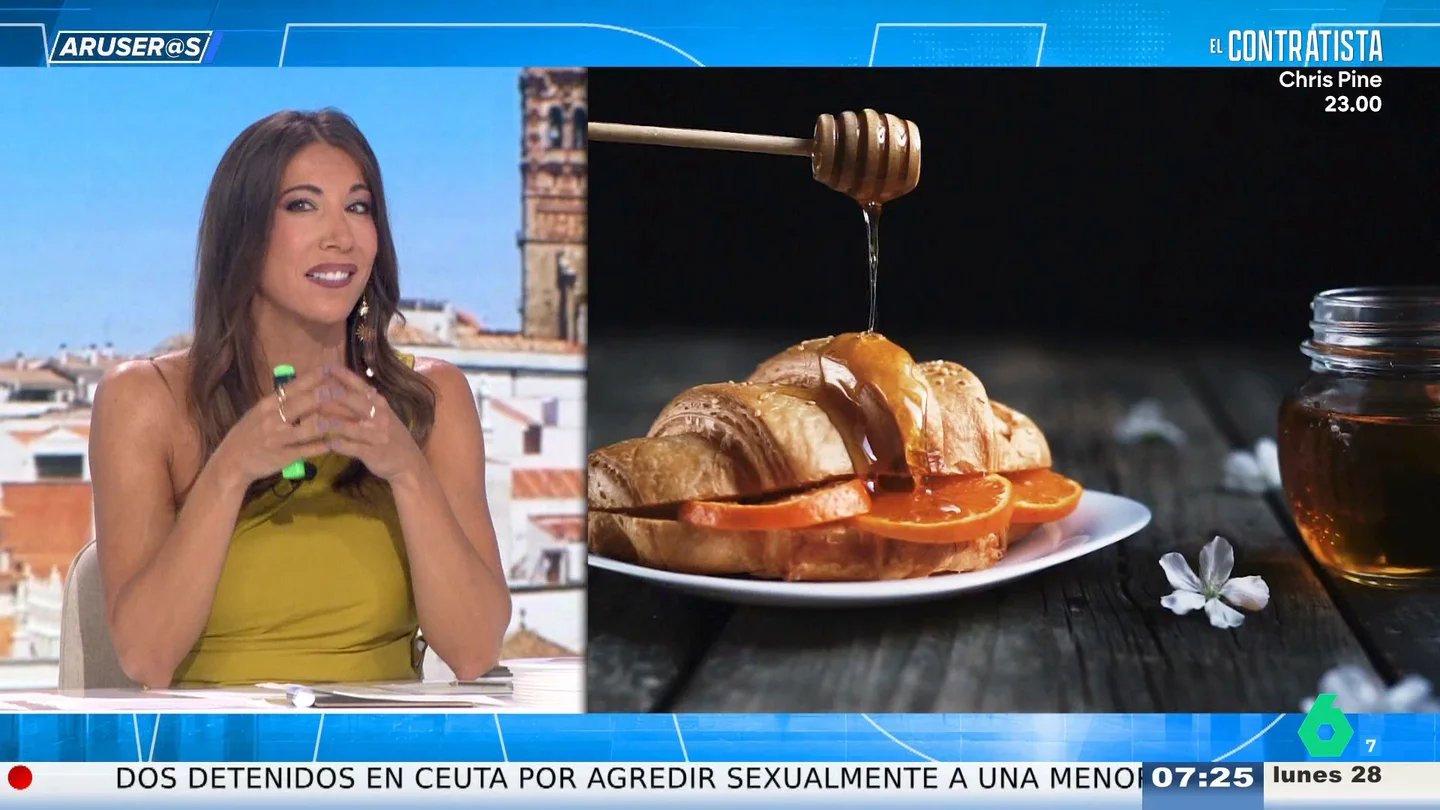 "No tenéis ni idea de lo que decís": un panadero francés estalla contra quienes piden un "croissant normal" "No tenéis ni idea de lo que decís": un panadero francés estalla contra quienes piden un "croissant normal"