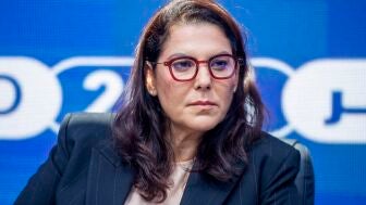 Fatima Ezzarah El Mansouri, del Partido Autenticidad y Modernidad (PAM), durante una rueda de prensa el 24 de septiembre de 2026 en Rabat, Marruecos. 
