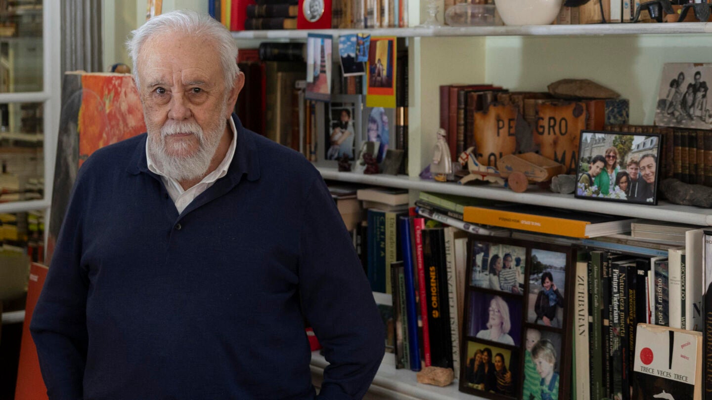 El cineasta Gonzalo Su&aacute;rez