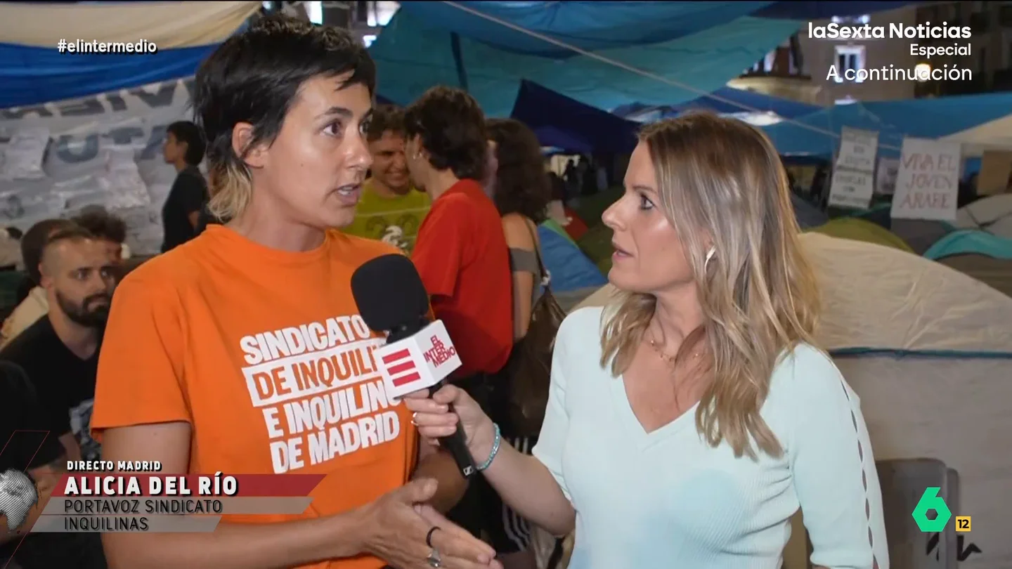 Alicia del Río, del Sindicato de Inquilinas, define como "jugarreta vergonzosa" la división del decreto de vivienda Andrea Ropero habla en plena acampada de Sol con Alicia del Río, portavoz del Sindicato de Inquilinas, que asegura que el próximo paso de la movilización es "que el viernes ningún diputado pueda irse de rositas si vota en contra de que las familias de este país tengan estabilidad".