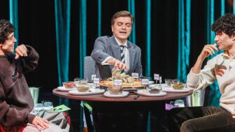 "&iquest;No somos maricones? &iexcl;Pues que se note!": Marc Gir&oacute; juega con Los Javis a decir la verdad... o comerse test&iacute;culos de cabrito